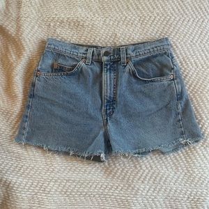 orange tab levis shorts